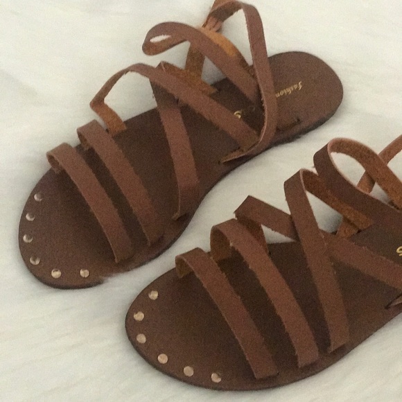 Strappy Sandal - Picture 7 of 9